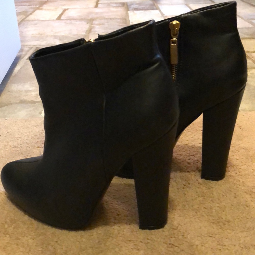 Express booties